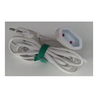 A Type C plug, photographed